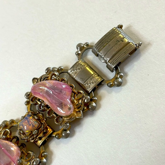 Vintage Book Chain Victorian Revival Pink Glass Brass Bracelet - Picture 3 of 8